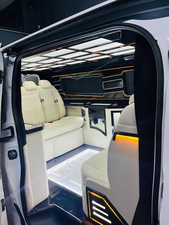 Mercedes VIP Vito 3